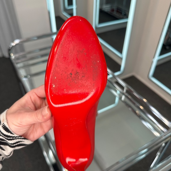 Christian louboutin pump - Picture 3 of 8